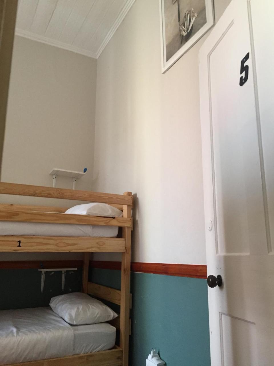 Wanderlust Backpackers Hostel Cape Town Exterior photo